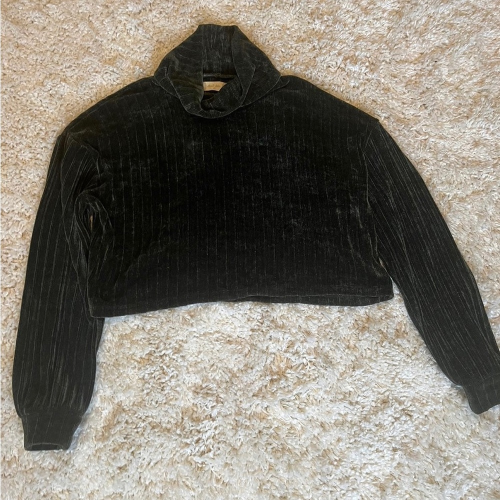 Altard state green cropped mock neck sweater